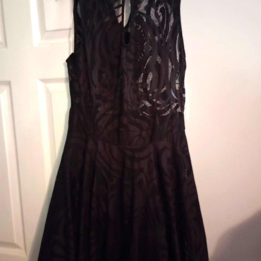 Black Lace Dress Fashion to Figure size 0